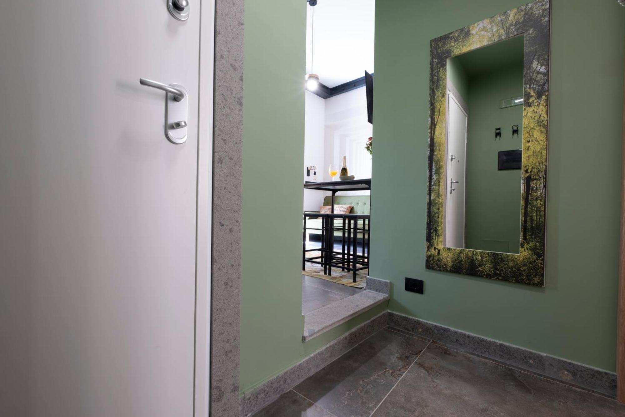 Vatican Boutique Apartment With St Peters Dome View Rome Bagian luar foto