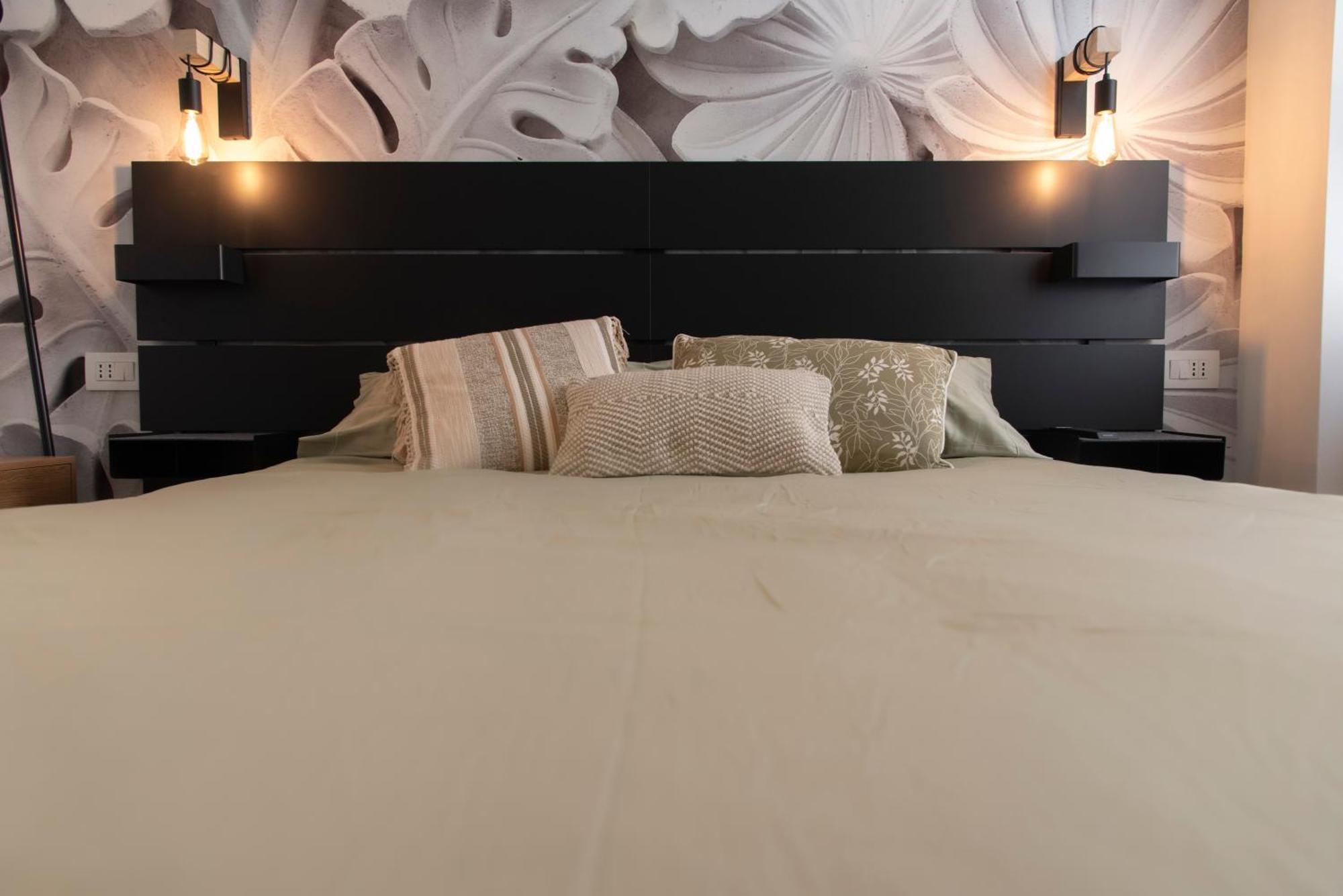 Vatican Boutique Apartment With St Peters Dome View Rome Bagian luar foto
